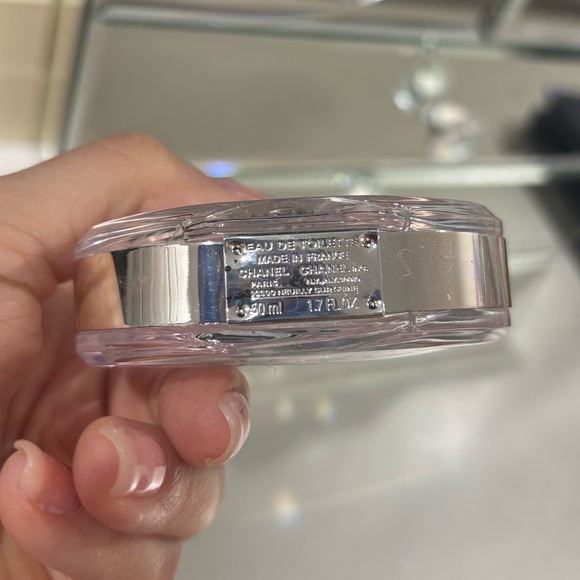 Chanel Chance Perfume - Picture 3 of 4